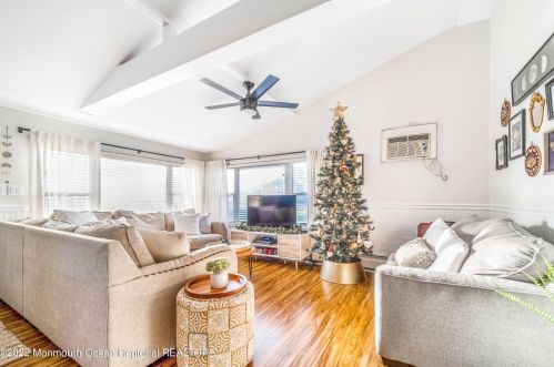 1412 Tamiami Rd, Lacey NJ  08731-5038 exterior