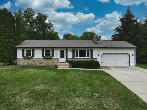 4357 Garden Trl, Saint Paul, MN 55123-1757