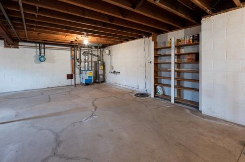 406 Davis Ave, Somerset PA  15501-1714 exterior