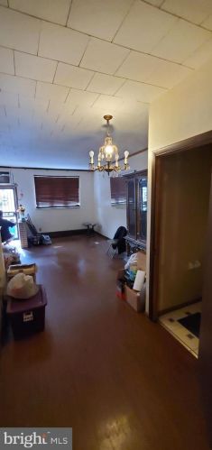 1103 Mercy St, Philadelphia, PA 19148-5519