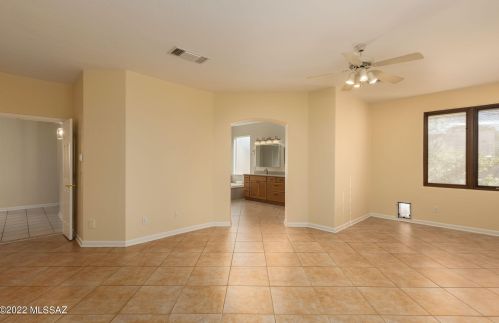 300 Hidden Quail Dr, Tucson AZ  85704-6940 exterior