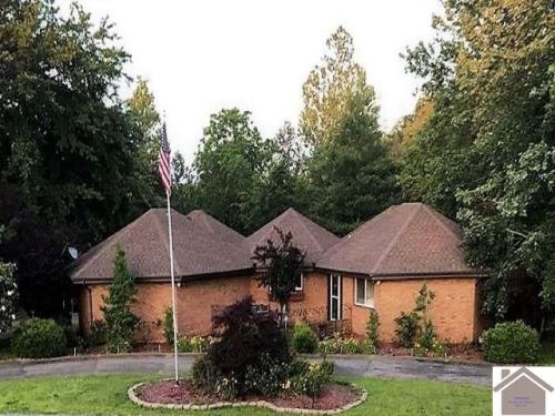 2064 Ln Ctr Rd, Gage KY  42056-9548 exterior