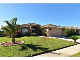3714 Palmas Ln, Ruskin, FL 33573-6632