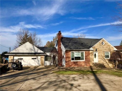 1760 Sprague Rd, Cleveland, OH 44147-1394