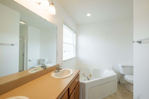 1080 Beech St, Mount Vernon OH  43050-1341 exterior