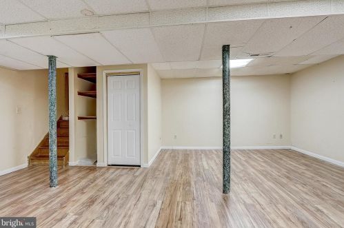 53 Vlg Dr, Collegeville PA  19473-2314 exterior