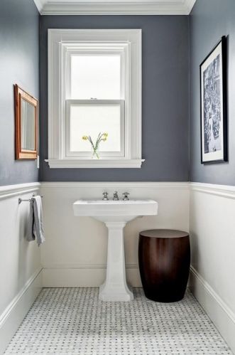 23 Regent Cir, Brookline MA  02445-3355 exterior