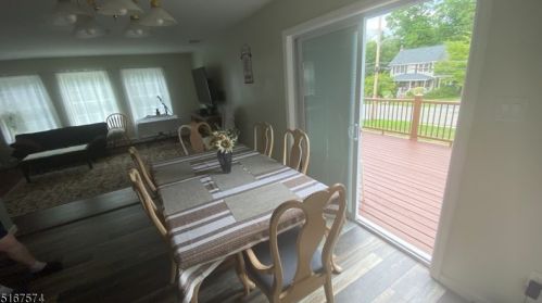 3 Edgewood Rd, Parsippany NJ  07834-2106 exterior