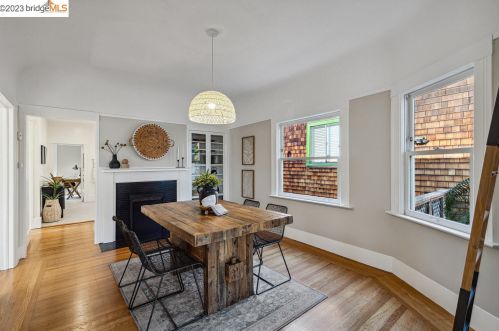 4143 Howe St, Oakland CA 94611-5117 exterior