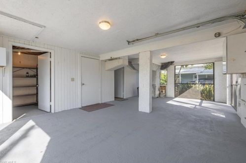 1047 Schooner Ln, Moore Haven FL  33471-8231 exterior