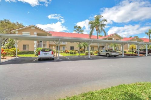 542 Augusta Blvd, Naples, FL 34113-7583