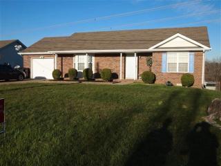 945 Drum Ln, Clarksville, TN 37043-8410