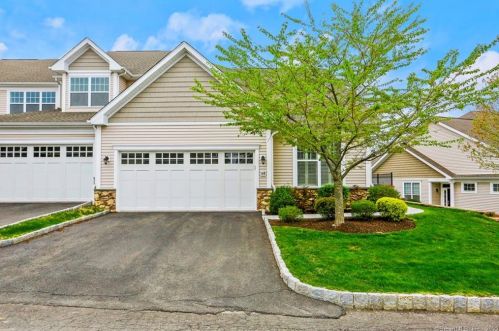 48 Great Hill Dr, Bethel, CT 06801-1880