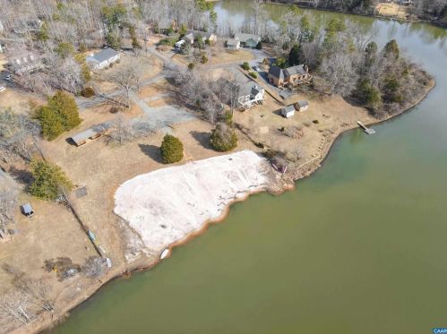 425 Westwood Rd, Stanardsville VA  22973-3063 exterior