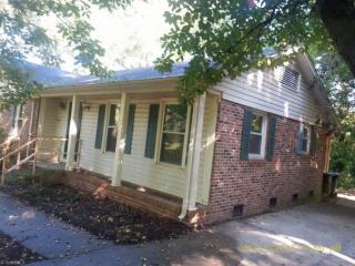 3304 Shallowford Dr, Greensboro, NC 27406-6235