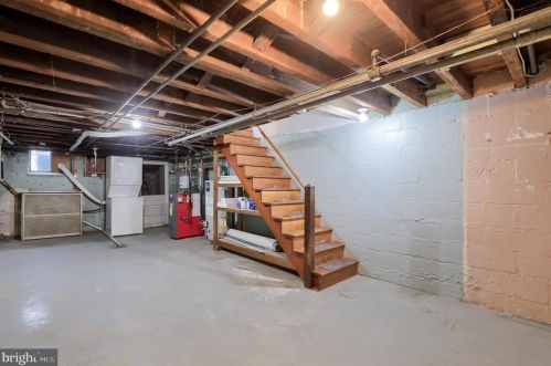 726 New Holland Ave, Lancaster PA  17602-2137 exterior