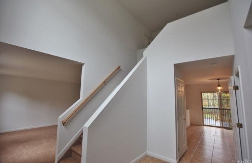 45 Dartmouth Dr, Rock Hill, NY 12775-6011