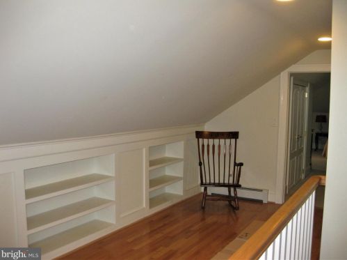 738 Bunker Hill Ave, Lawrence Township NJ  08648-4443 exterior