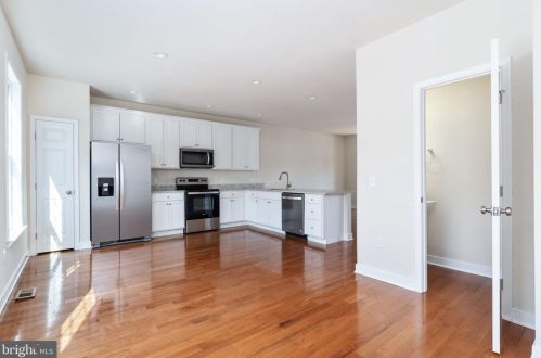 1010 Wicklow Dr, Fredericksburg VA  22401-2722 exterior