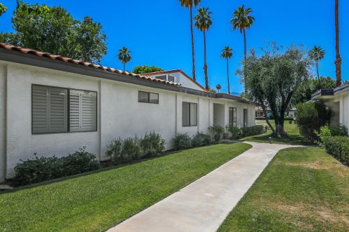 19 Torremolinos Dr, Rancho Mirage, CA 92270-4838