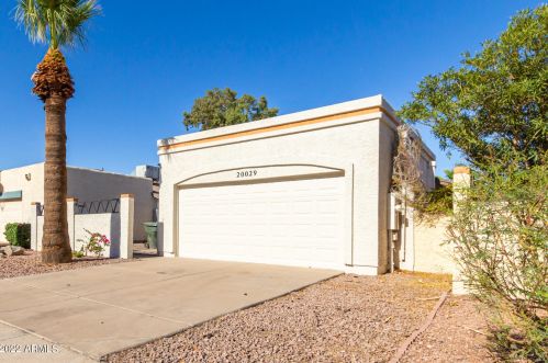20029 48th Ln, Glendale, AZ 85308-5102