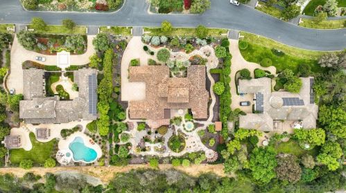 14203 Caminito Vistana, San Diego CA 92130-3724 exterior