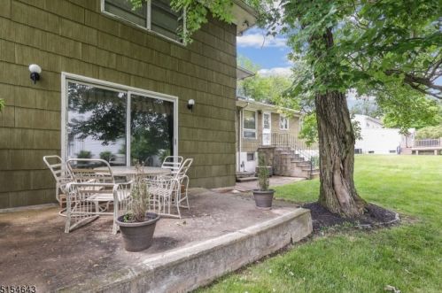 523 Hidden Holw, Scotch Plains NJ  07076-2027 exterior