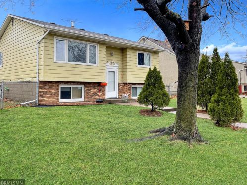 1668 Birmingham St, Saint Paul, MN 55106-1205