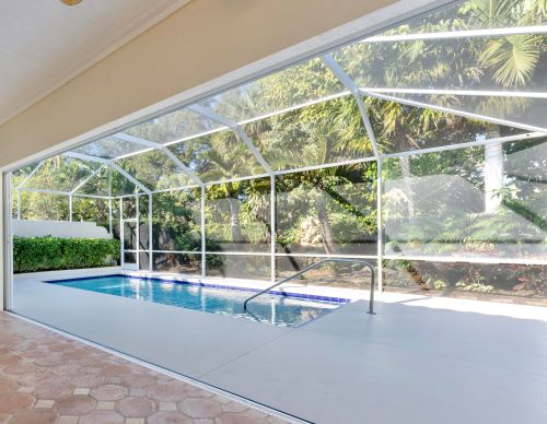 148 Lost Bridge Dr, West Palm Beach, FL 33410-4471