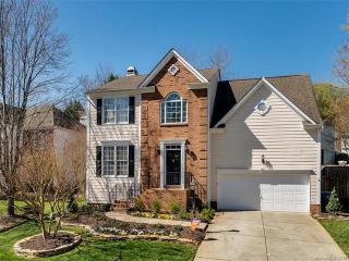 2029 Sablewood Dr, Charlotte, NC 28205-3670