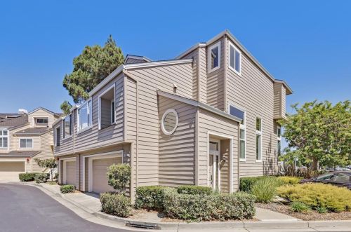 843 Intrepid Ln, Redwood City, CA 94065-1748