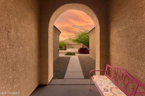 6168 Eagle Cove Dr, Tucson, AZ 85757-1620