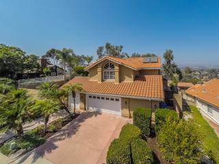 375 Surrey Dr, Bonita, CA 91902-2352