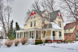 2151 Ludington Ave, Milwaukee WI  53226-2717 exterior