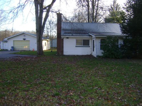 1637 Woodland Rd, Linesville, PA 16424-3345