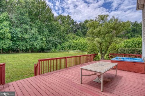 231 Crosby Knl Cir, Dover DE  19904-1098 exterior