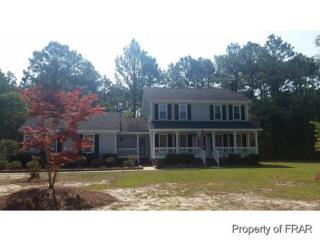 879 Foxcroft Dr, Fayetteville, NC 28311-9390