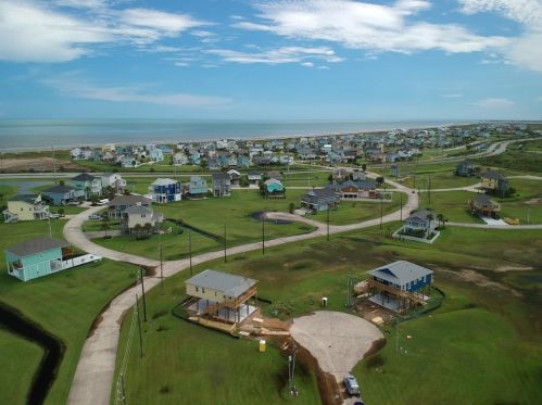 25255 Sausalito Dr, Galveston TX  77554-6910 exterior