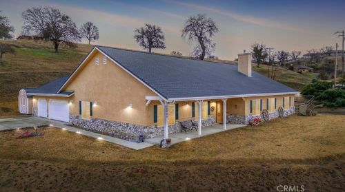 18850 Mustang Dr, Tehachapi, CA 93561-5499