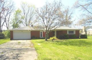4912 Comanche Ln, Indianapolis, IN 46254-1810