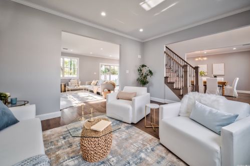 542 Linden St, Hempstead NY  11552-2649 exterior