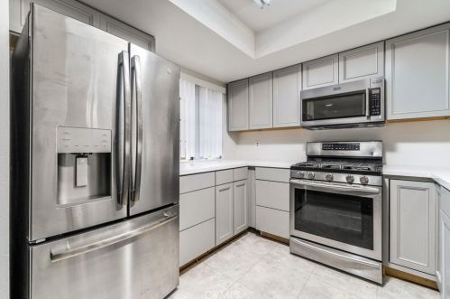 1014 Mountain Ave, Ontario CA  91762-2114 exterior