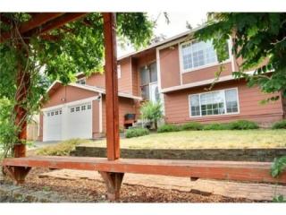 12815 144th Pl, Kirkland WA  98034-4804 exterior