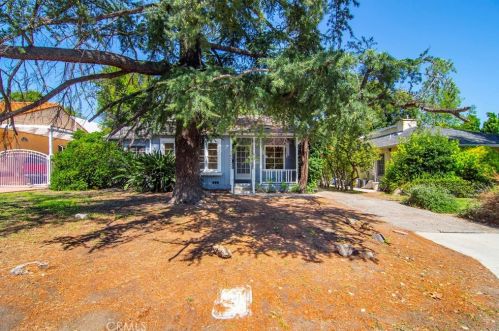 16723 La Maida St, Van Nuys, CA 91436-1037