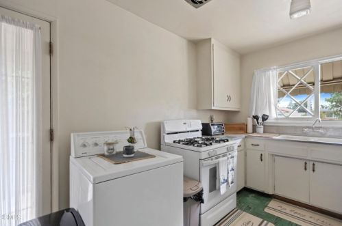 331 Lucada St, Santa Paula CA  93060-3120 exterior