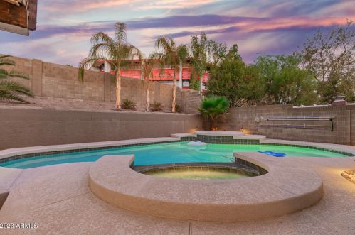 14227 22nd St, Phoenix AZ  85022-4602 exterior