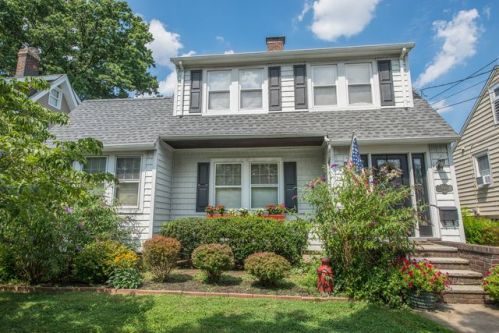154 Coeyman Ave, Nutley, NJ 07110-1503