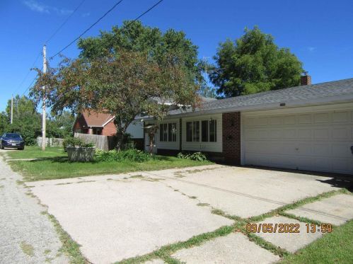 404 Church St, Wausaukee, WI 54177-9700