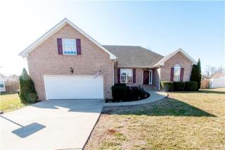 3883 Rhonda Ct, Clarksville, TN 37040-5599