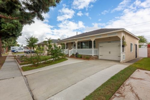 5634 Oliva Ave, Lakewood CA  90712-1612 exterior